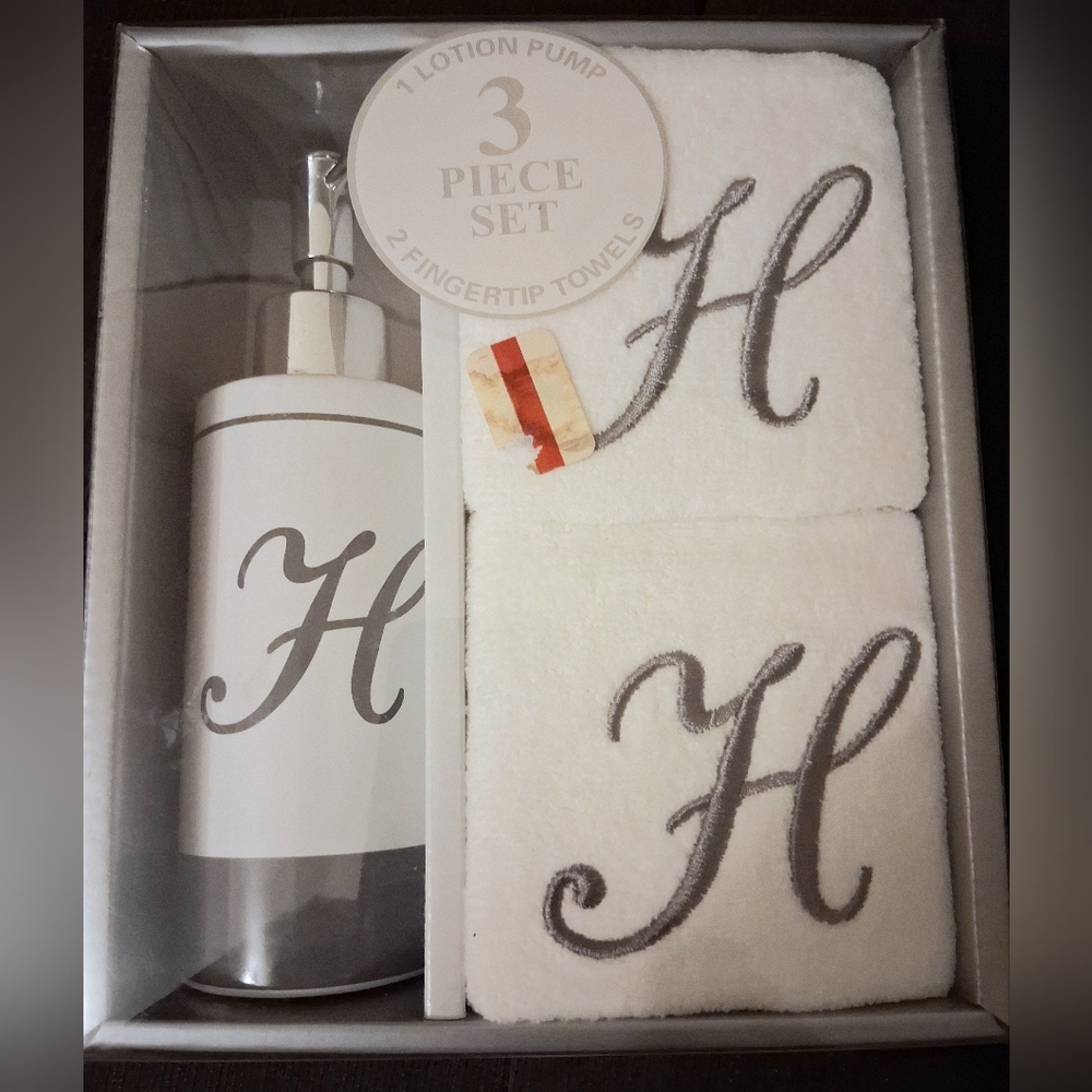 Monnogrammed Towel & Soap Dispenser Set
